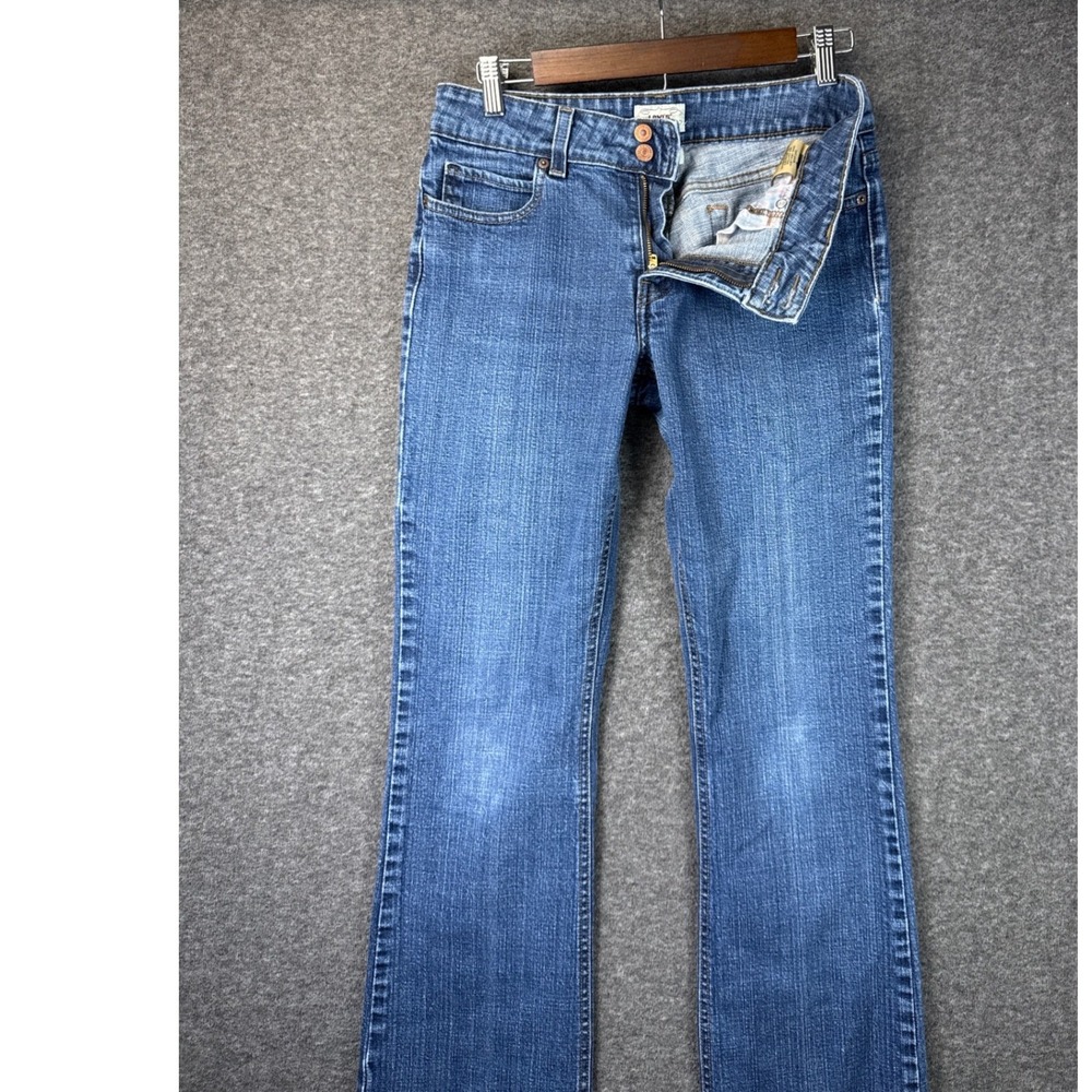 Levi's 526 Slender Boot Cut Jeans Womens 8 Med Blue Mid Rise Stretch‎ Heel Drag